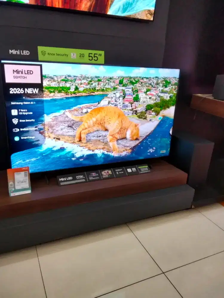 SAMSUNG UA55M7Q MINI LED
