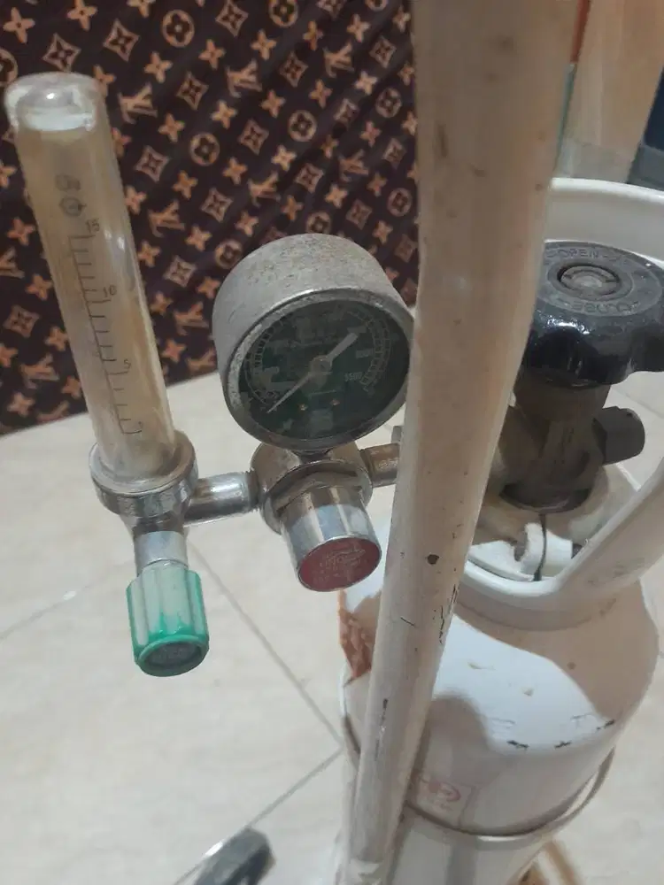 Tabung oksigen + troli seken murah aja