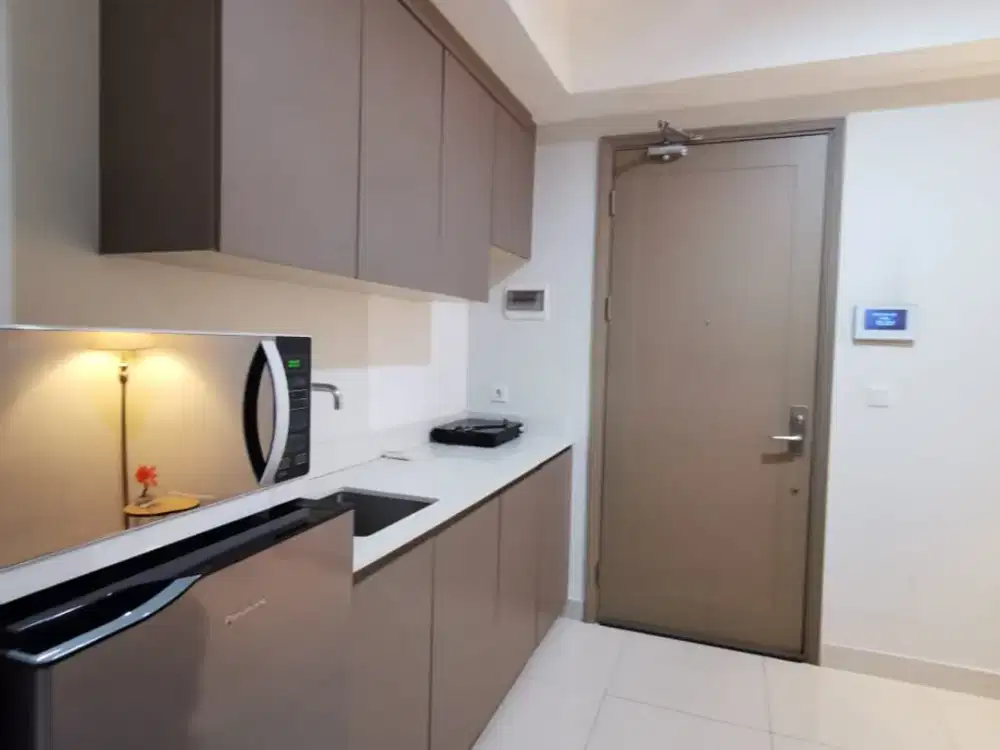Dijual & Disewakan Apartemen Gold Coast Honolulu, Penthouse Lantai 37, 1BR, 34 m², Sea View, Full Furnished, Rp 1.35 M / Rp 75 Jt Tahun