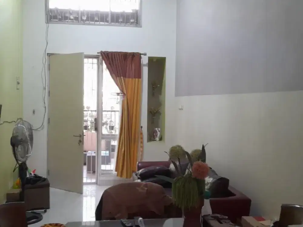Rumah Dekat Taman di Cluster Ifolia Harapan Indah