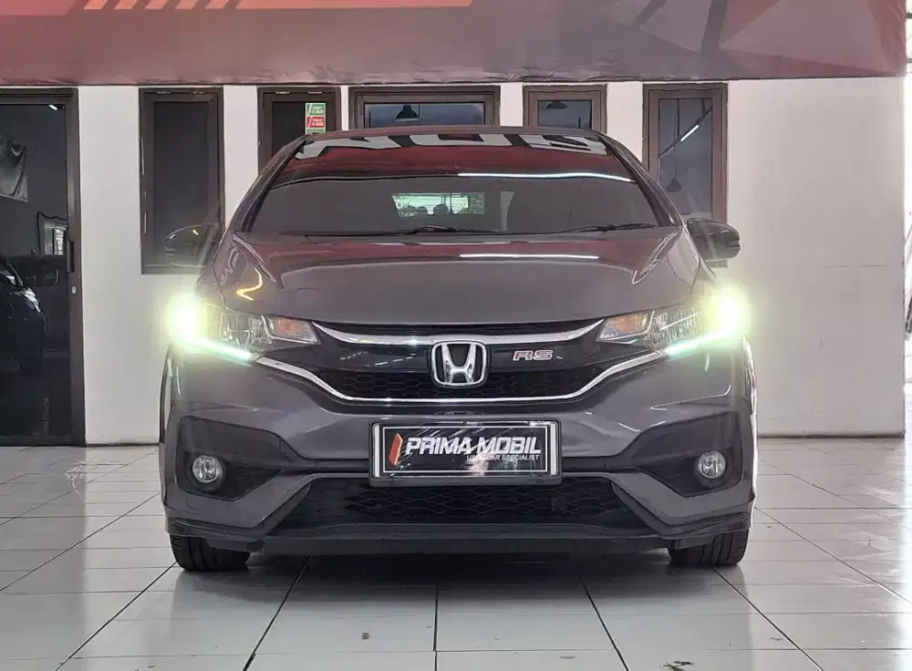 Honda JAZZ RS 2018 AUTOMATIC
