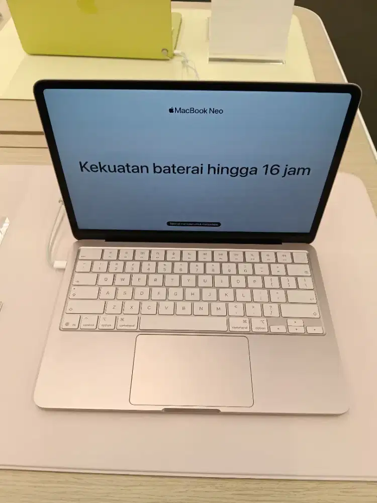 Kredit macbook neo 256GB, hanya dengan KTP
