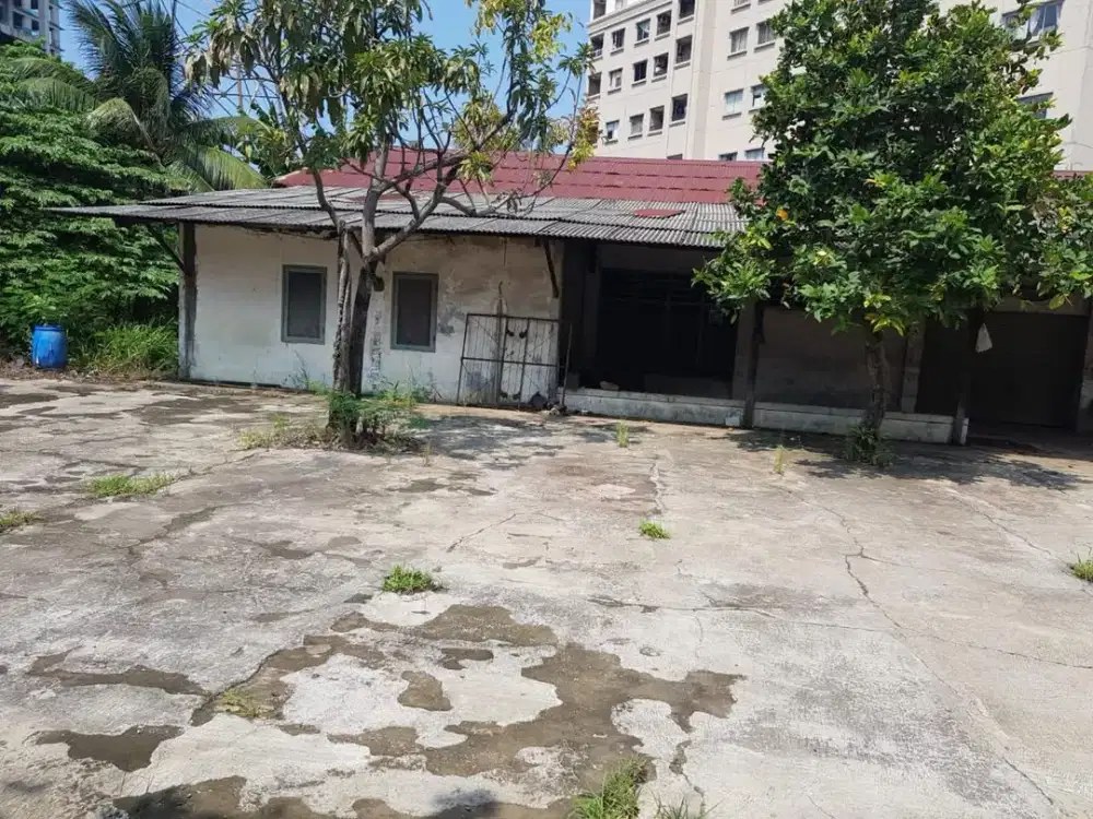 Tanah ex pabrik di jalan raya Karang Bolong - Ancol Jakarta Utara