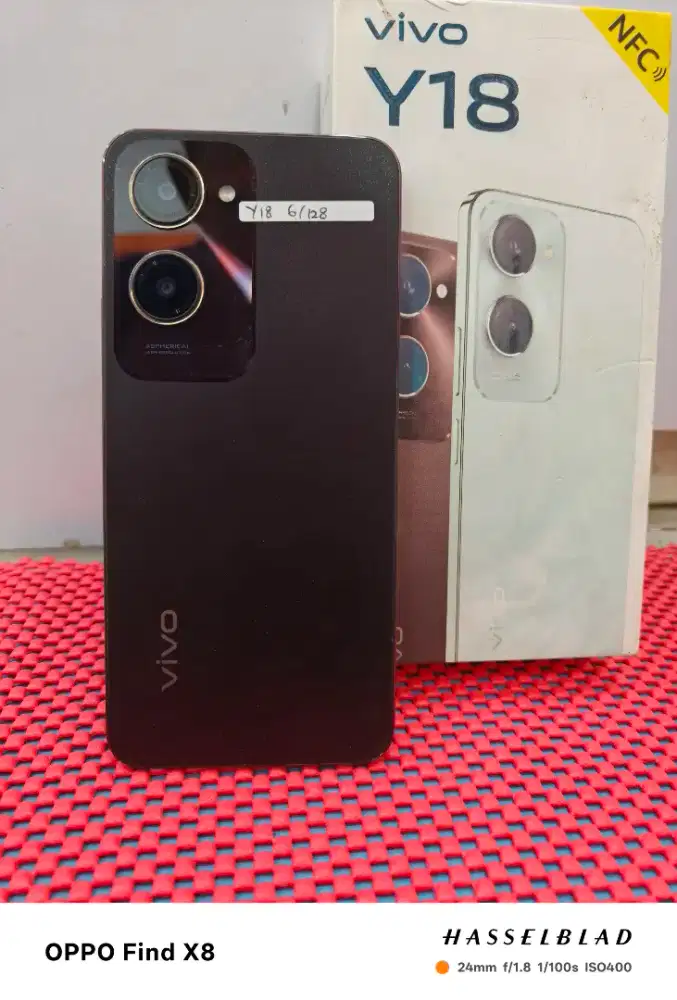 Vivo y18 nfc 6+6/128 ex garansi resmi mulus no minus