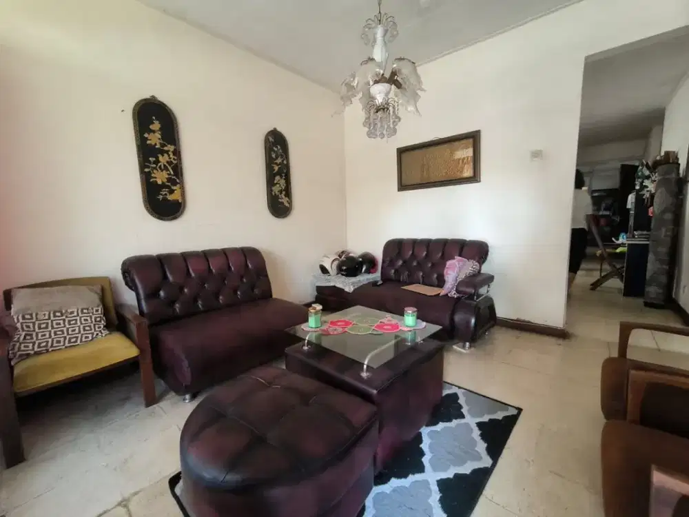 Rumah Lama Hitung Tanah di Sidomukti Sukaluyu Bandung