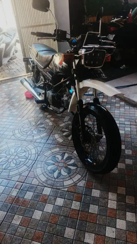 Honda Win 2005 Upgrade Klasik Modern