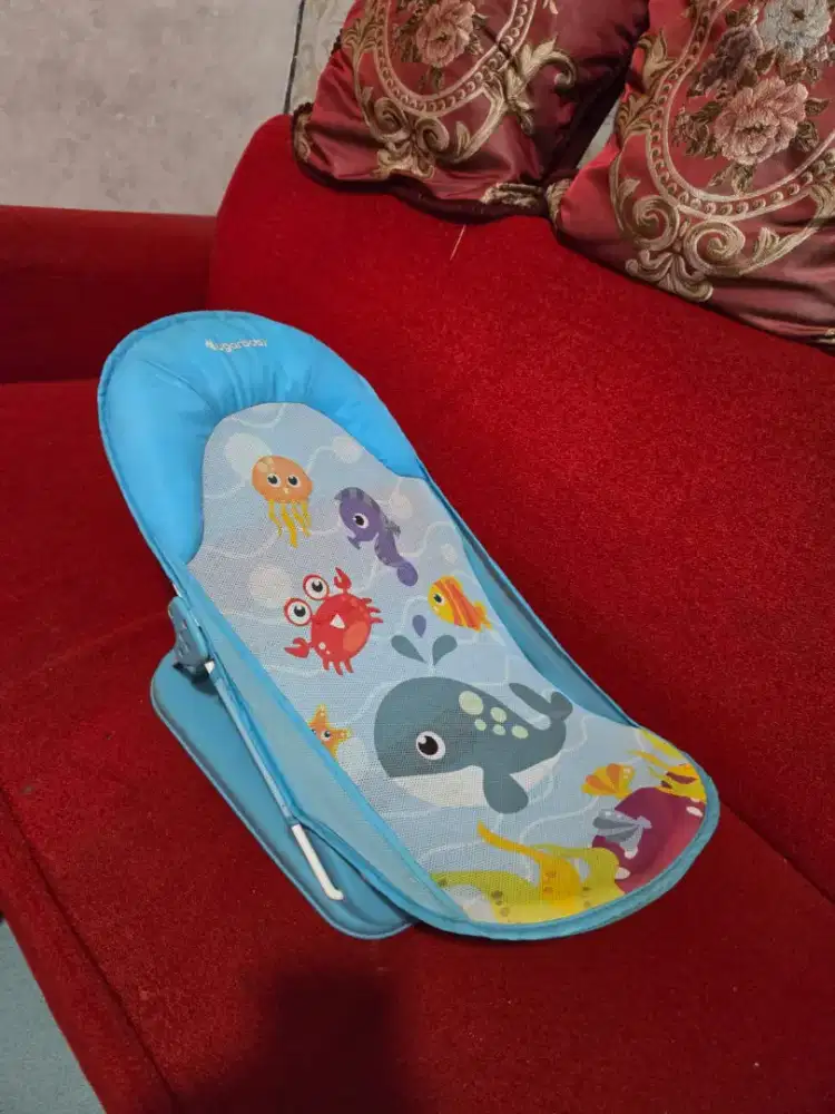 Tempat mandi bayi sangat bermanfaat buat sabun2 bayi