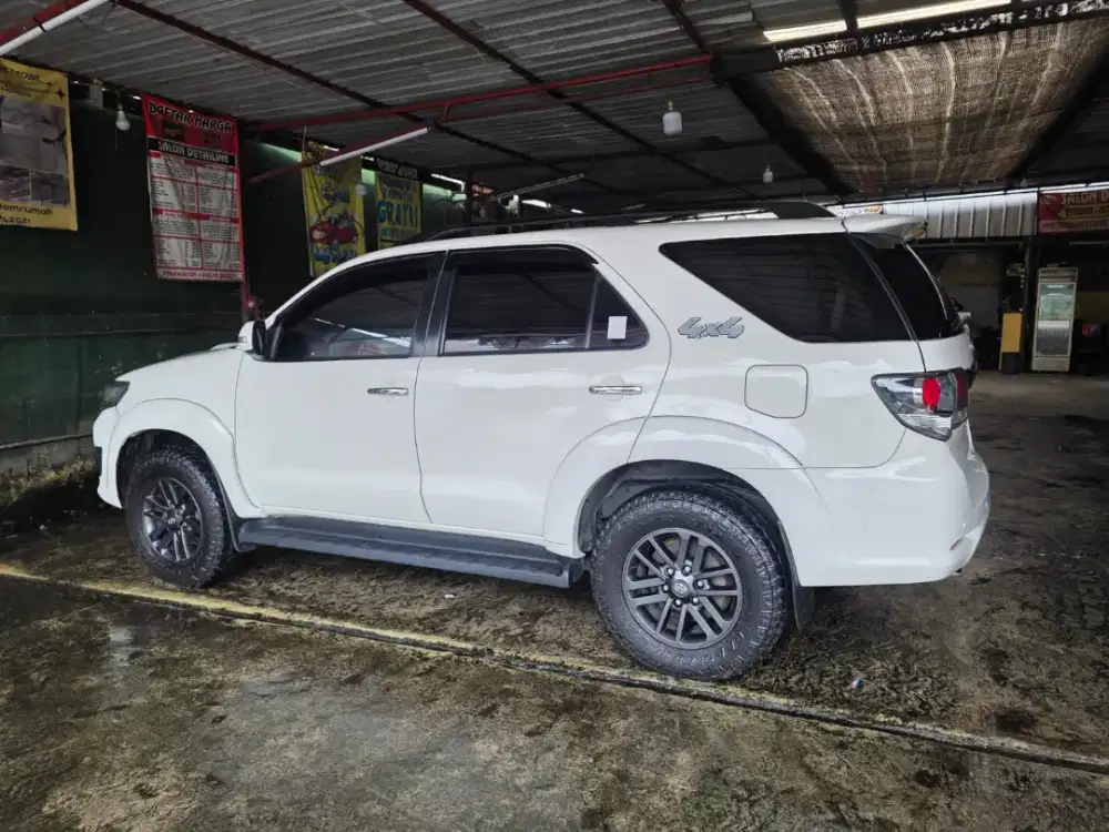 2014 Toyota Fortuner VNT 4x4 RARE