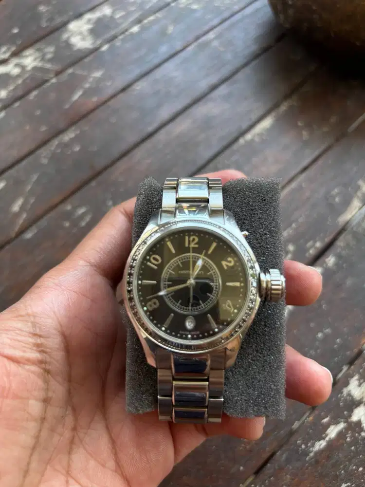 Hamilton Khaki Navy Seaqueen Original (Ref. H773510) - Swiss Made