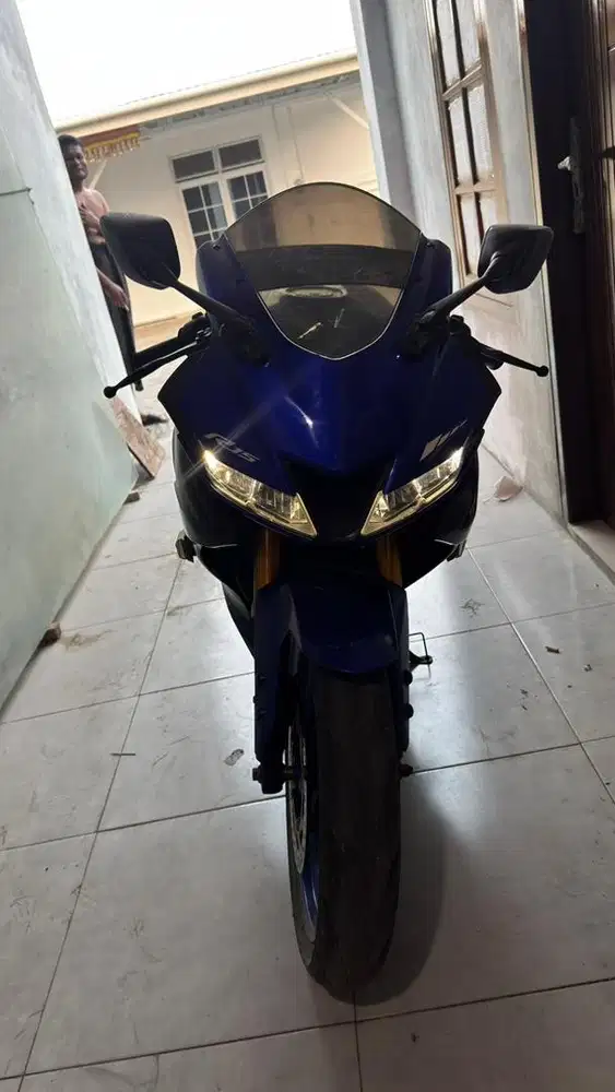 Yamaha R15 v3 2019