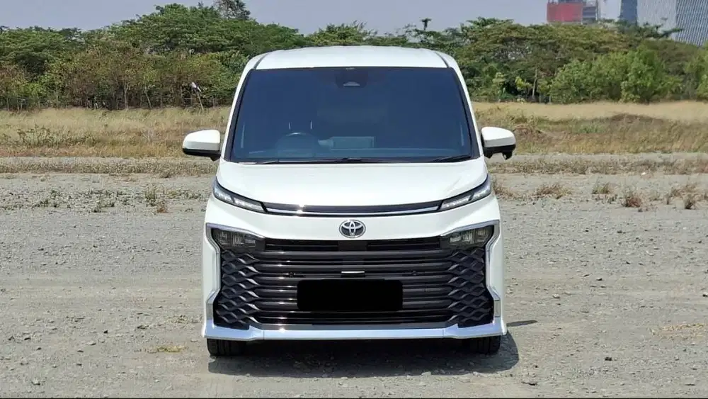 Toyota Voxy 2.0 2022