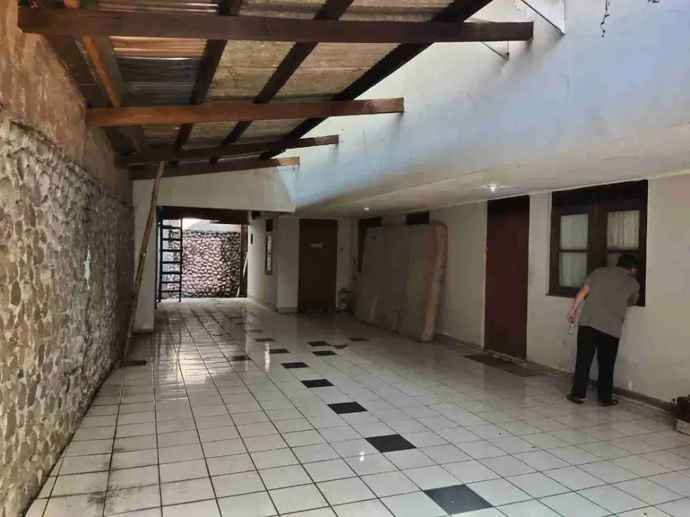 Rumah Hitung Tanah Di Bawah NJOP Di Jalan Besar Rawamangun