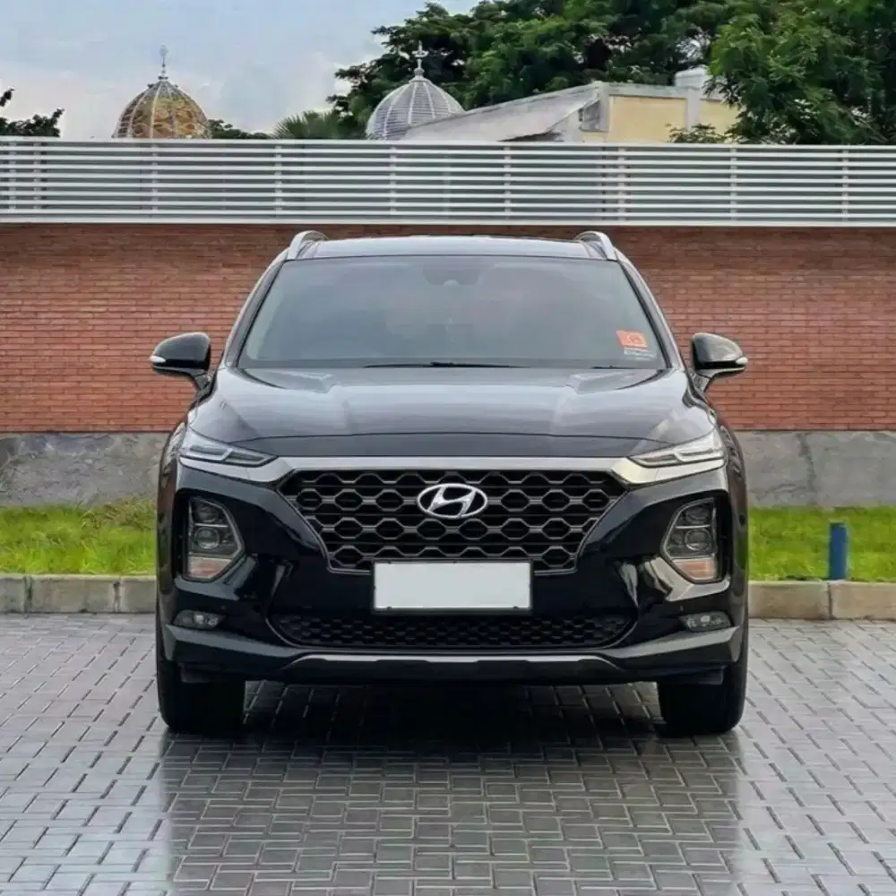 HYUNDAI GRAND SANTA FE 2.2 CRDI AT 2019 GARANSI MESIN KREDIT APPROVE