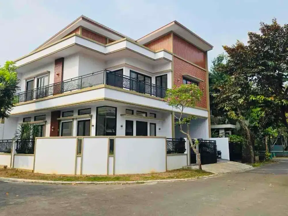 Rumah Baru Huk Hadap Timur dan Selatan Minimalis Modern di Kencana Loka BSD City