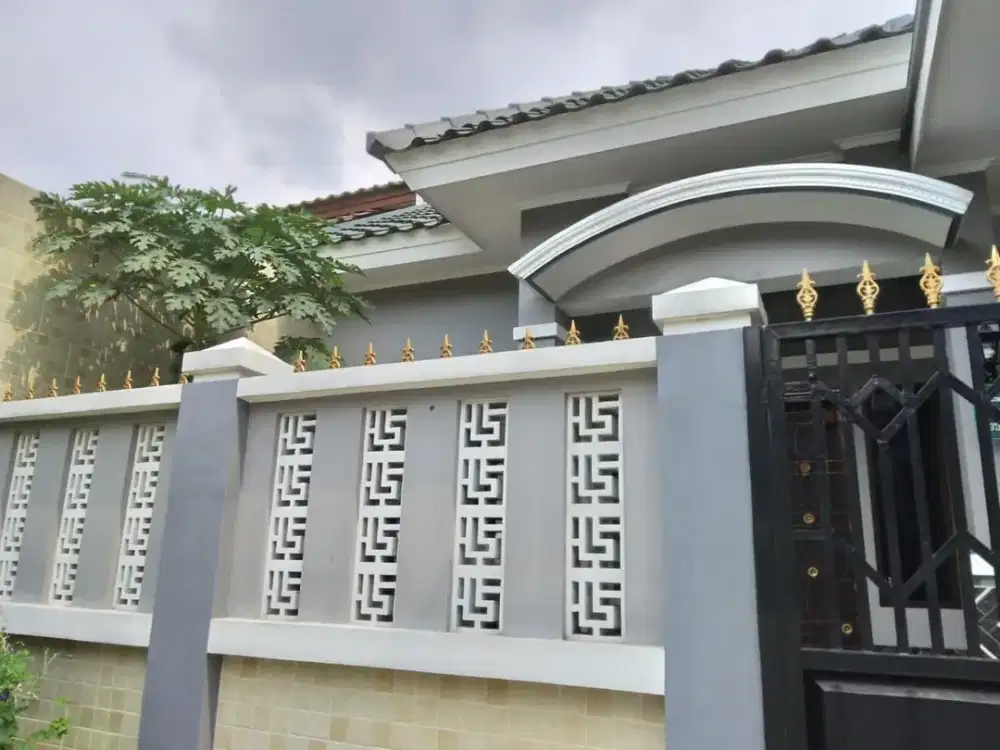 DISEWAKAN Rumah Cantik dan Baru di Renovasi yang Nyaman dan Strategis di Perumahan Boulevard Hijau, Harapan Indah, Bekasi