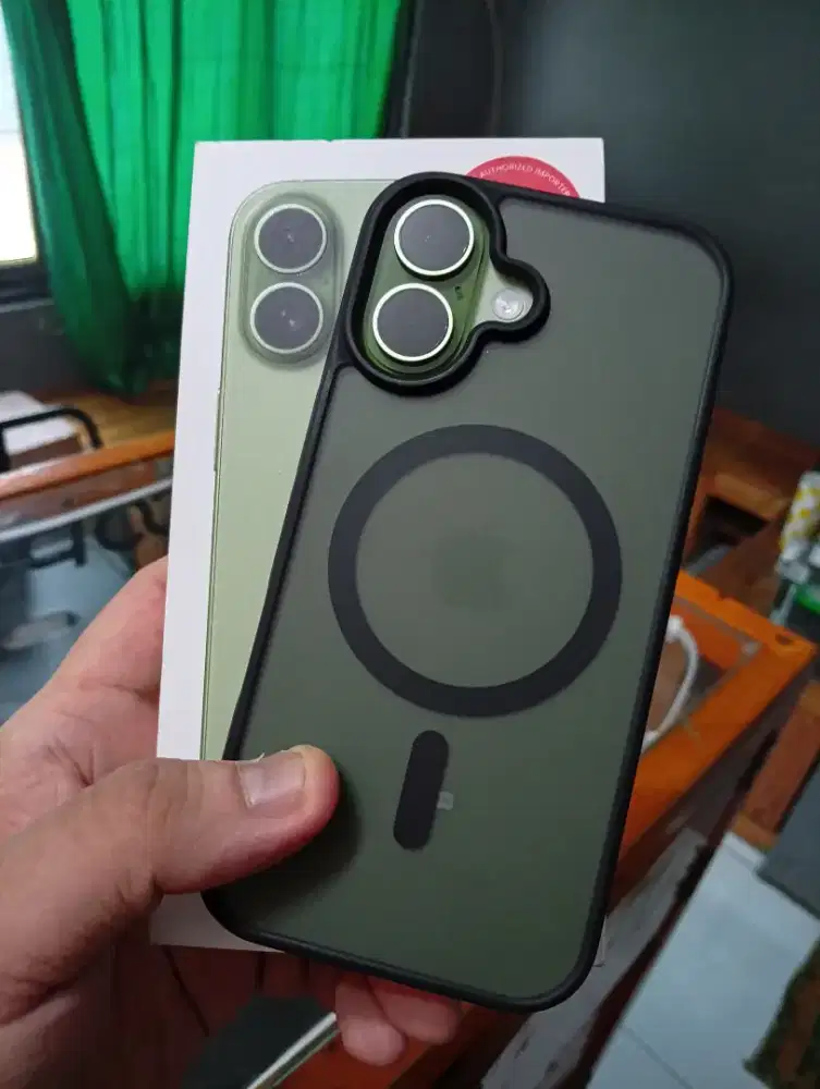 Iphone 17 sage green 256gb like new bisa tt flagship
