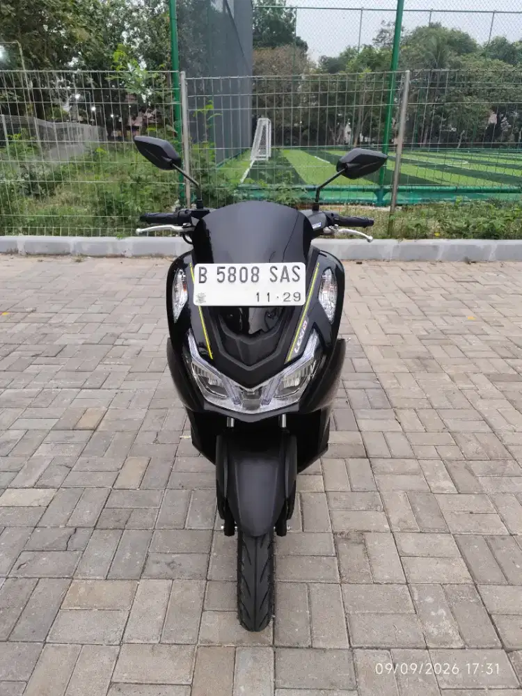 Km 9 rebu !! Jual cepat Lexi Lx 155 2024 !! Pajak on