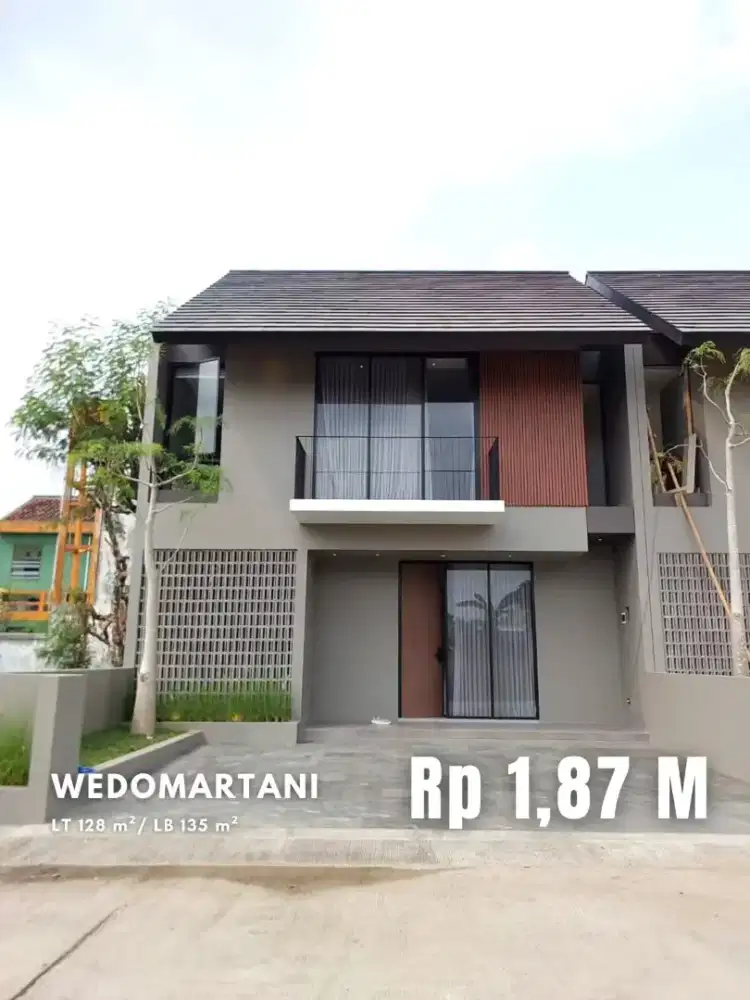 Dijual Rumah Elegan Bonus Furniture dekat Jalan Raya Tajem