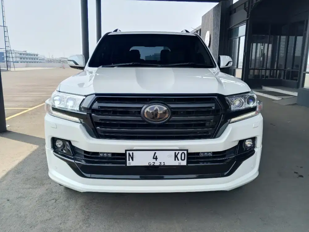 Toyota Land Cruiser 4.5 AT