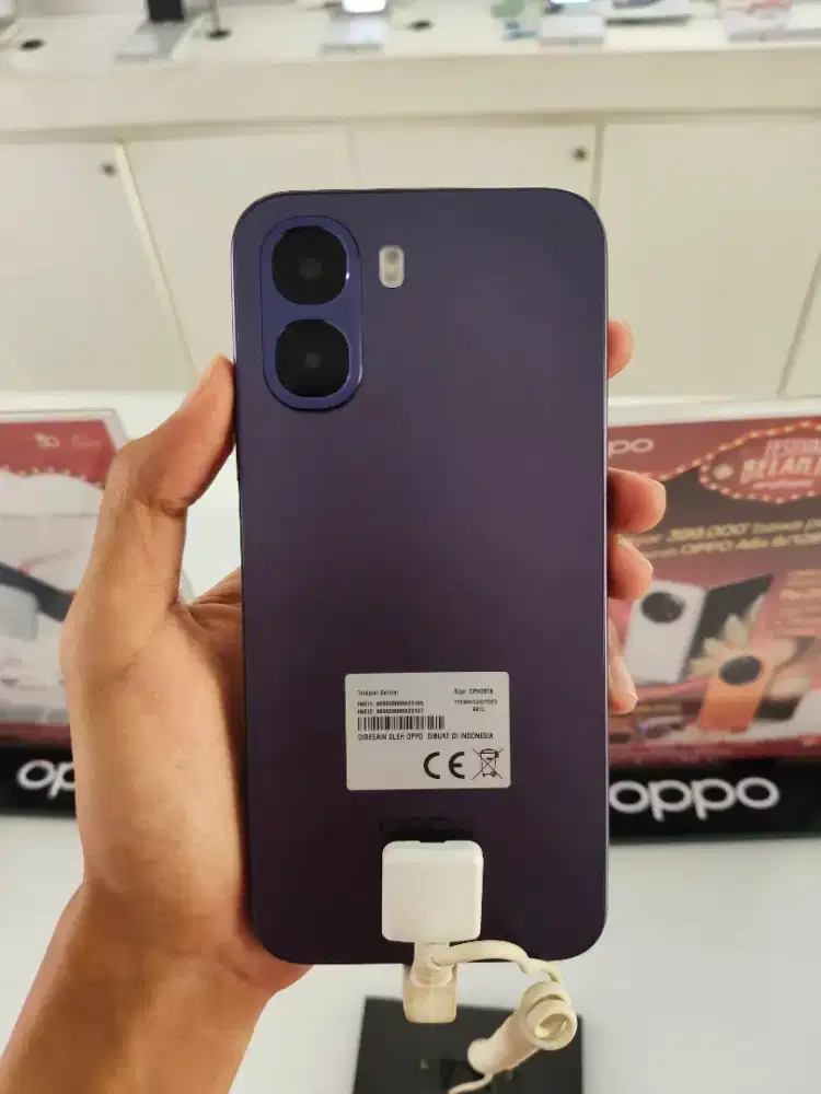 Kredit Oppo A6x Syarat Cukup KTP