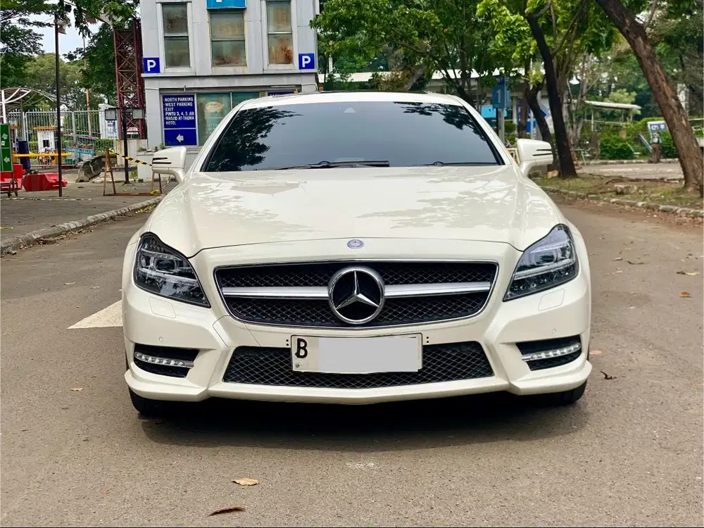 MERCEDES BENZ CLS350 AT PUTIH 2013