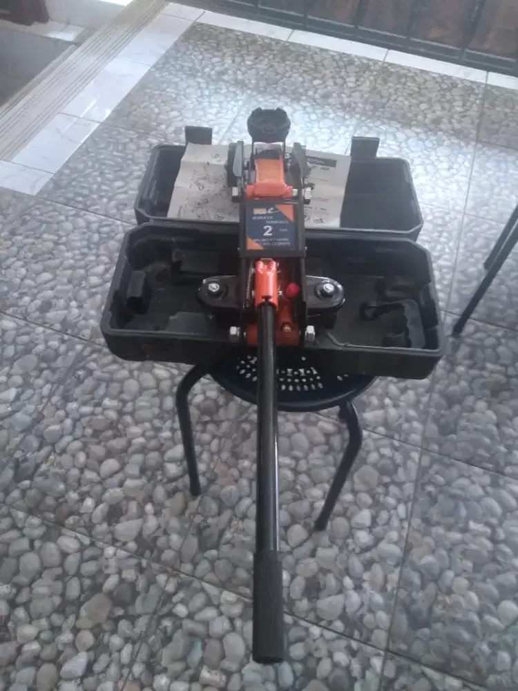 Dongkrak Hydrolic