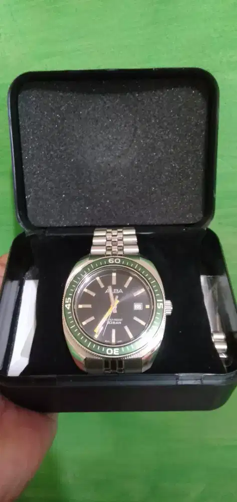 Jam tangan alba
