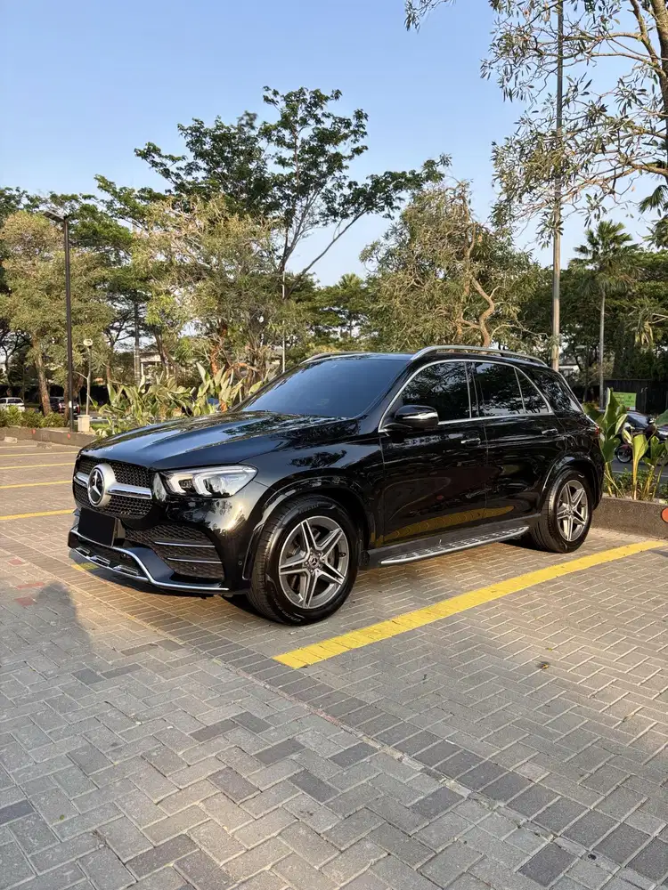 Mercedes Benz GLE450 4Matic 2021 NIK 2021 Hitam