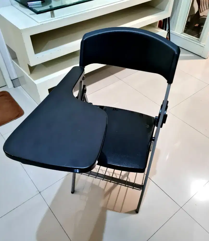 Kursi kantor/kursi belajar/kursi laptop/kursi komputer