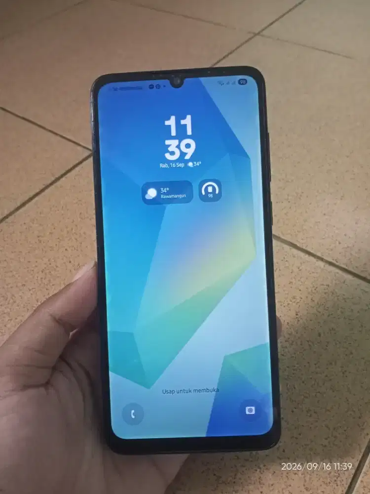 Samsung A05 4/64gb