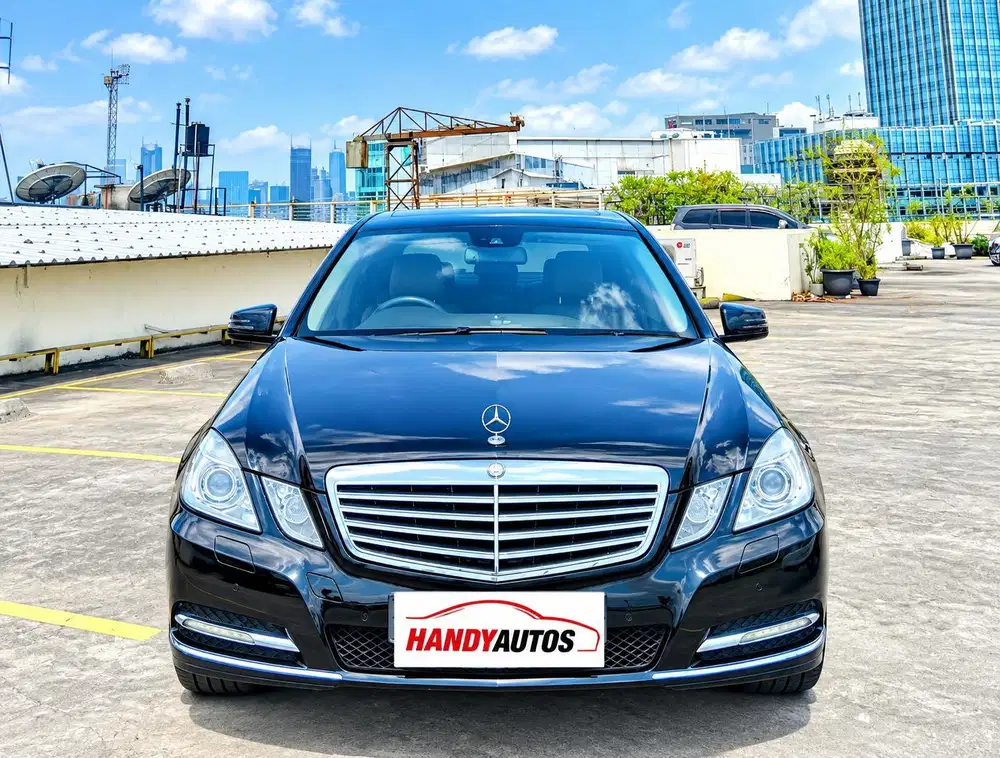 Mercedes Benz E300 2011 Automatic Hitam Metalik