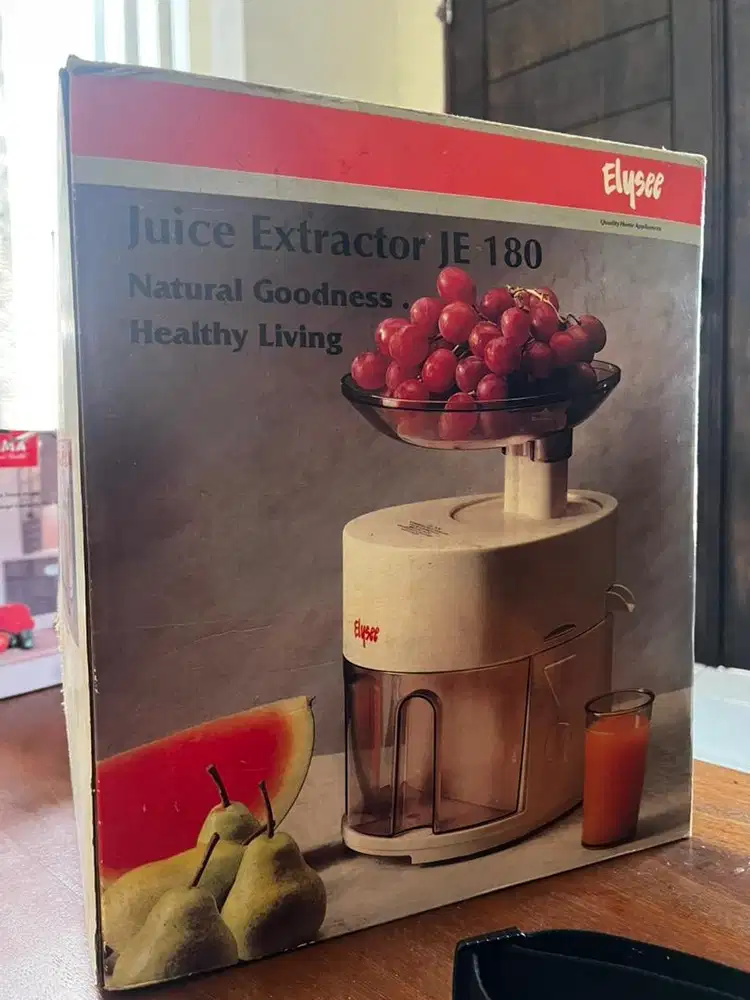 Elysee Juice Extractor JE 180