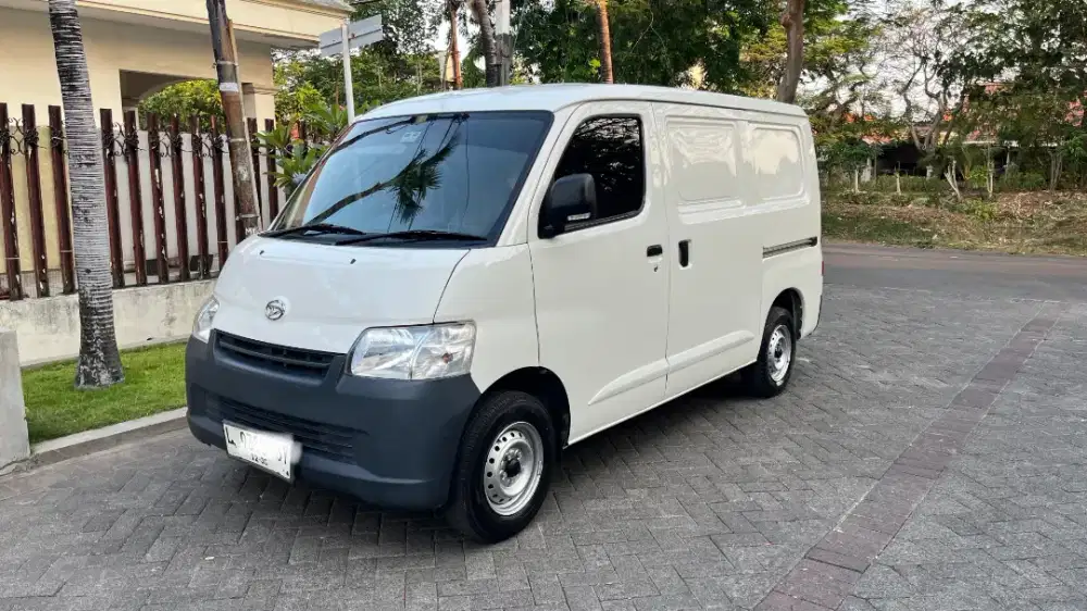 DP 14 JT D. GRANDMAX BLIND VAN 2020