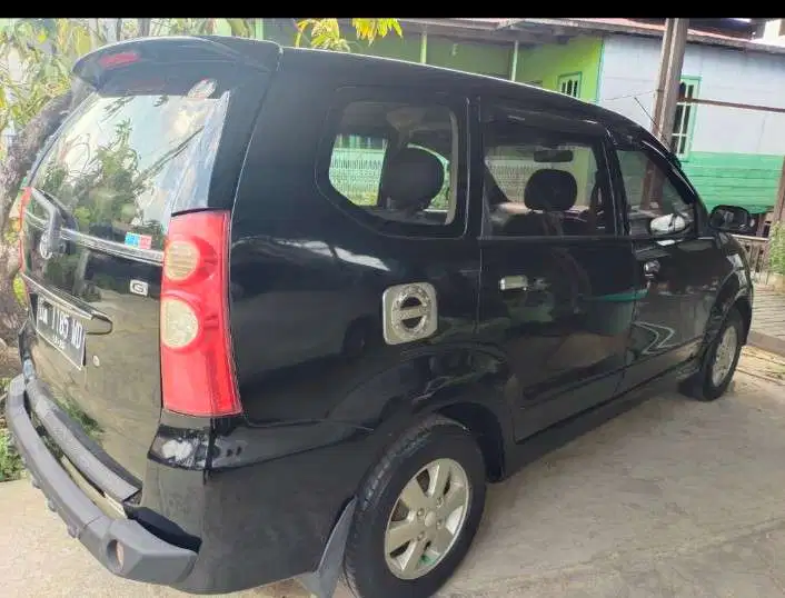 Toyota Avanza 2011 Bensin