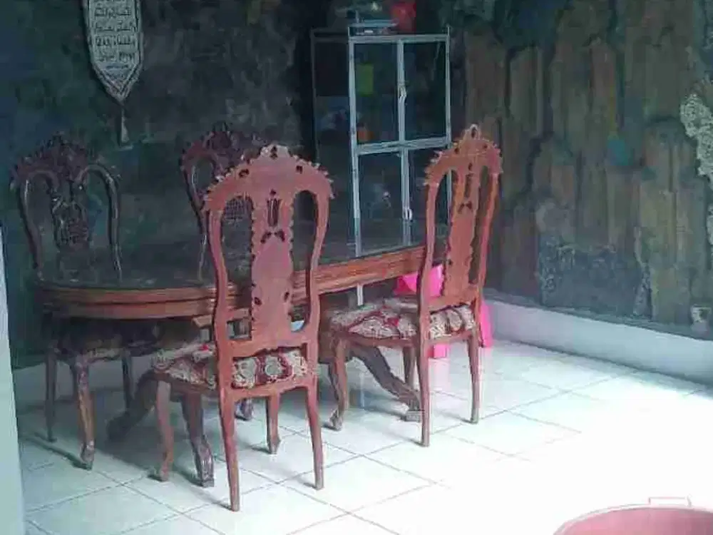 DIJUAL RUMAH LOKASI PINGGIR JALAN COCOK UNTUK USAHA