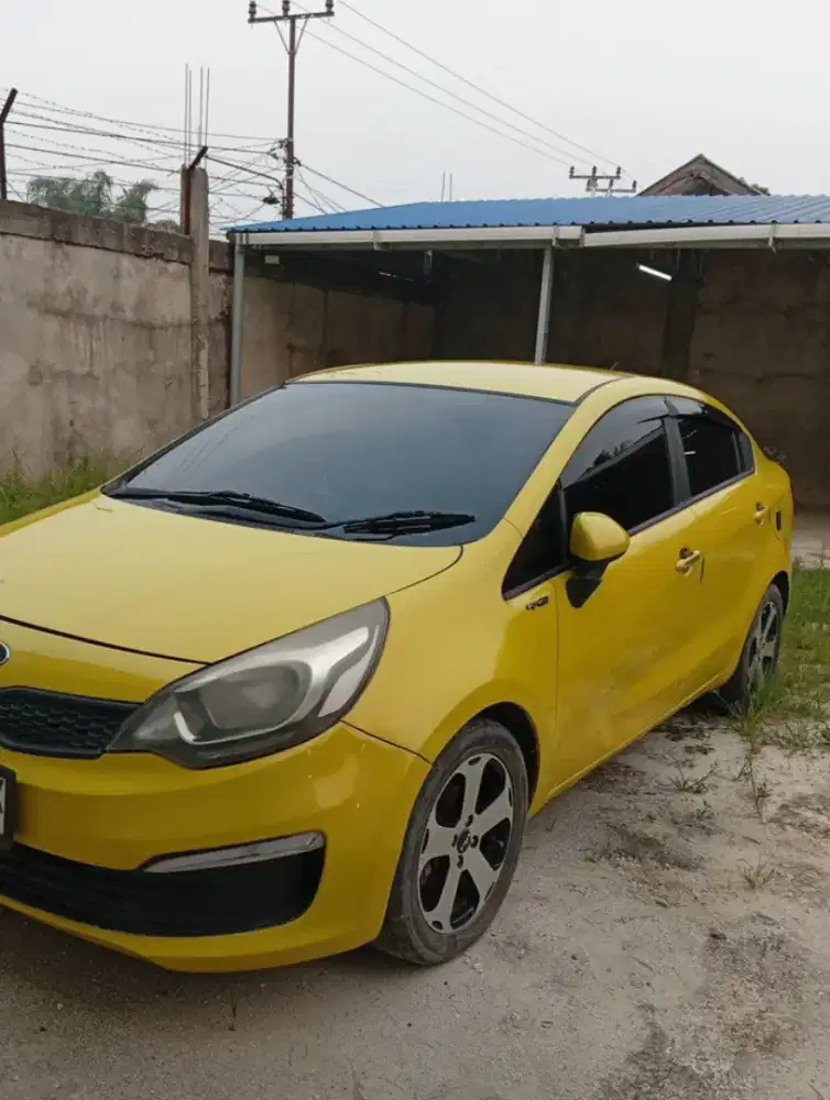 Kia Rio All New 1.4 Sedan Tahun 2015