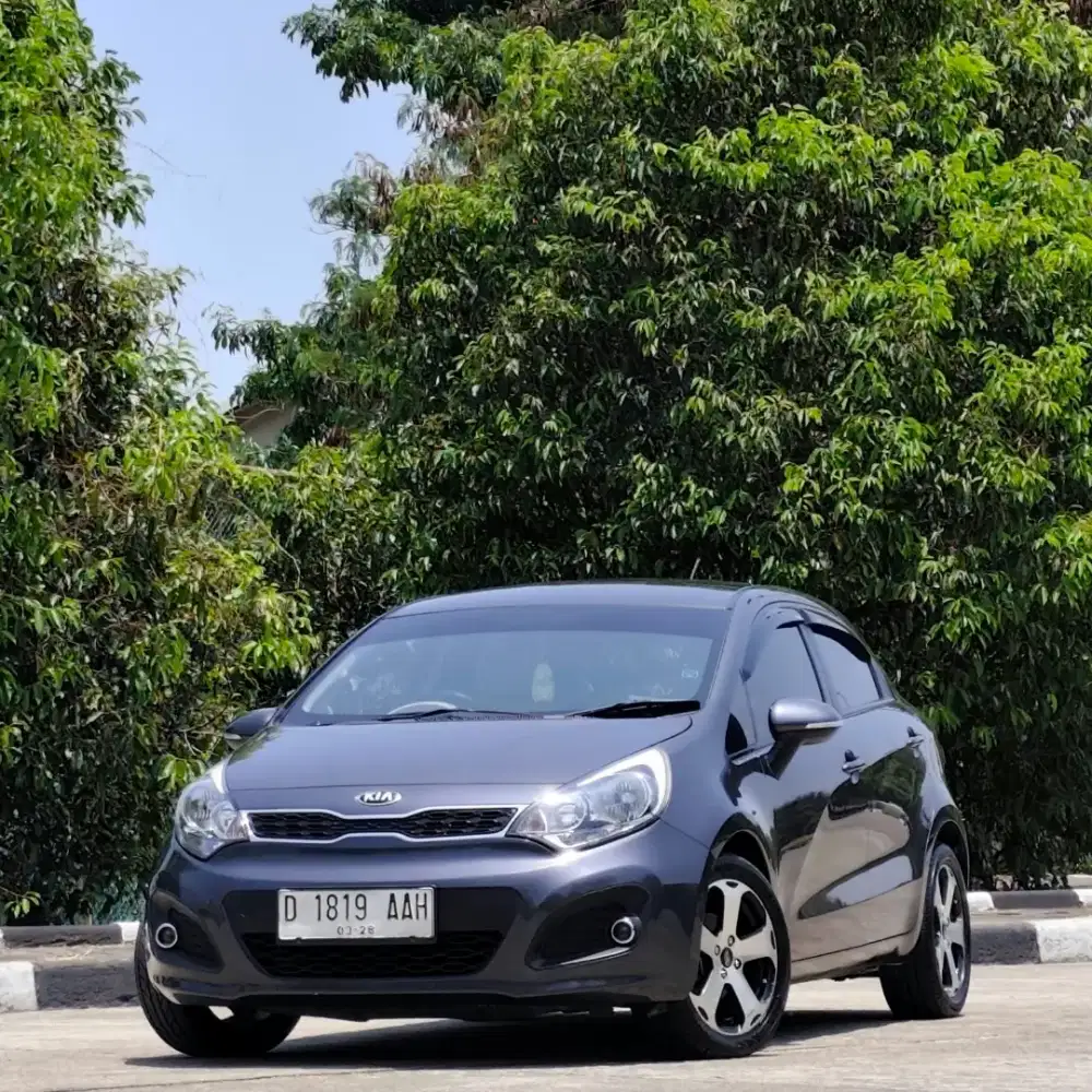 Kia Rio AT matic 2013