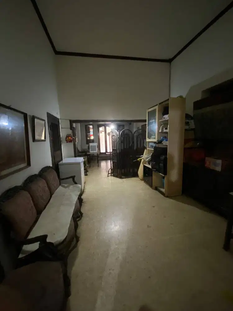Dijual Rumah Jalan Ciliwung Lokasi Strategis Cocok untuk Usaha