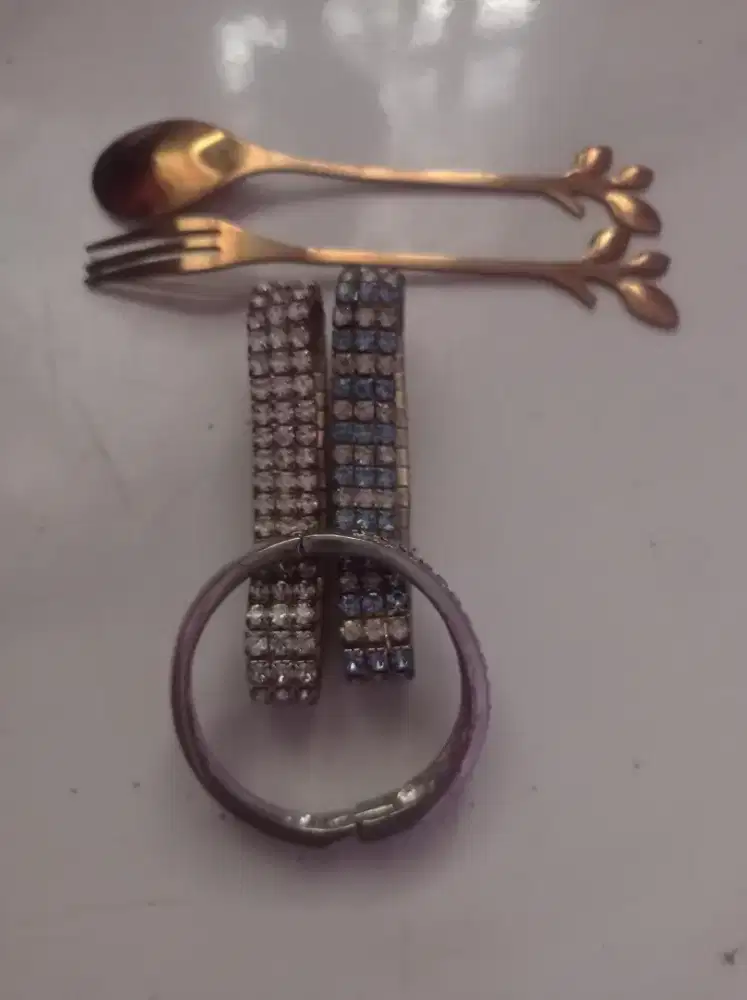Dijual gelang dan sendok garpu Kuningan kondisi masihbagus