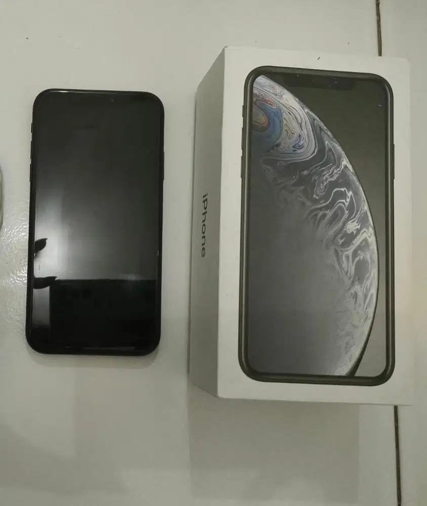 Iphone XR penyimpanan 64