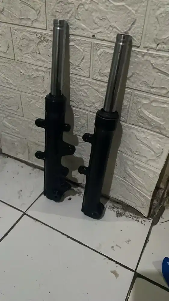 shock depan nmax standar