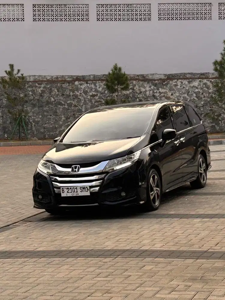 Odyssey Prestige 2015 - Ganjil -Automatic -Honda Odyssey Prestige 2014