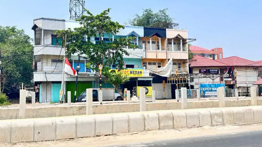 disewakan ruko 3 lantai