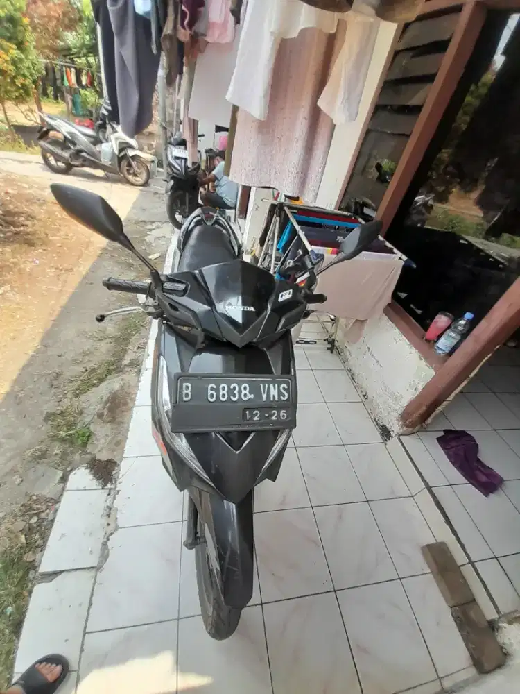 Jual motor vario tahun 2018 cbs