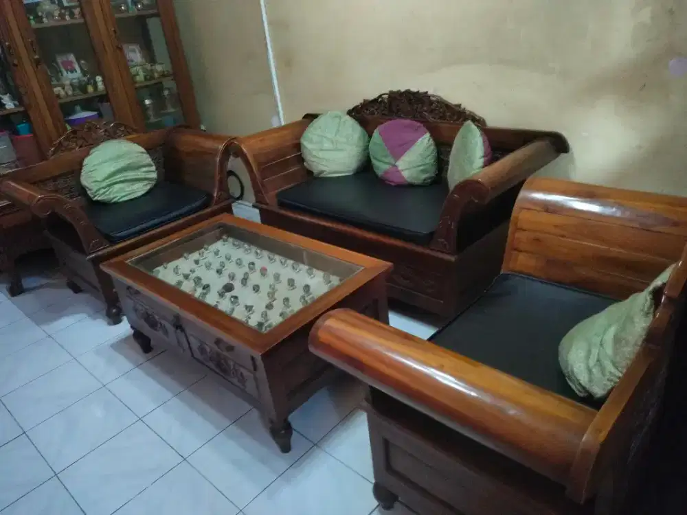 Kursi tamu kayu jati