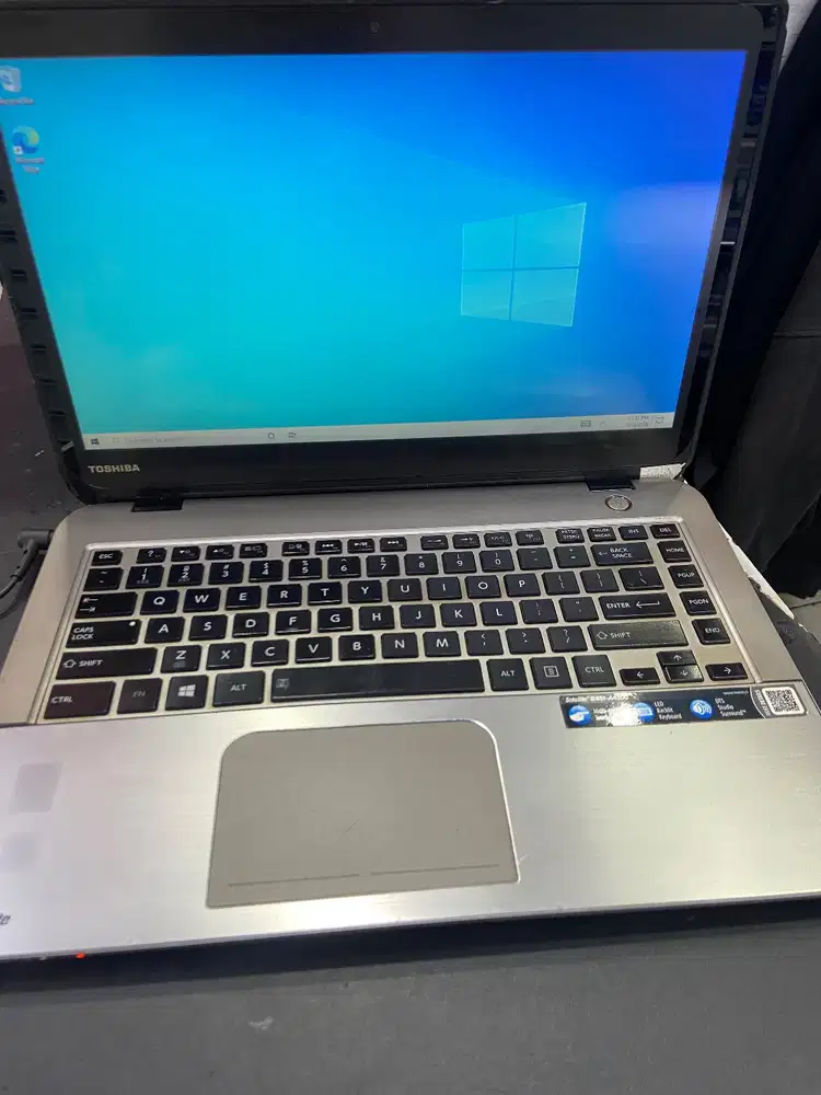 Toshiba satelite e45t-a4300