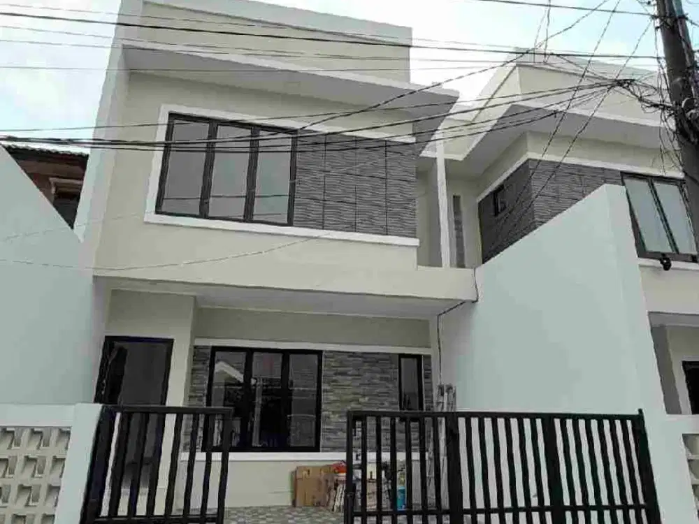 Brand New House Siap Huni di Sektor 6 Gading Serpong