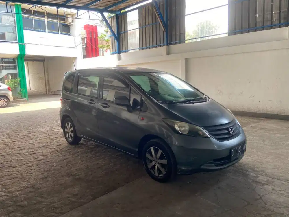 Honda Freed 2011 Matic