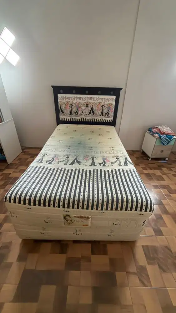 TEMPAT TIDUR 2 KASUR / TEMPAT TIDUR/ SPRINGBED KASUR SORONG 2 IN 1