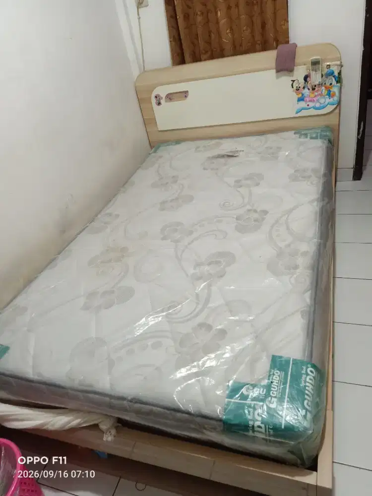 Ranjang dan Kasur spring bed guhdo